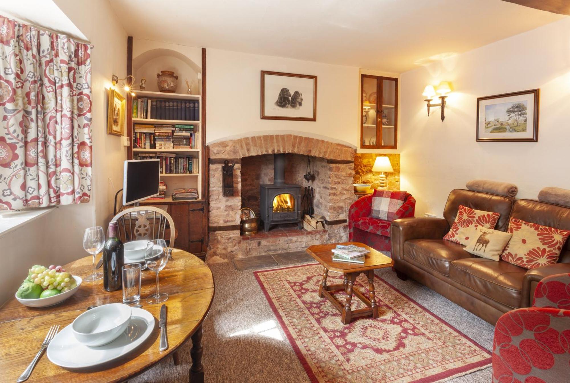 Ruffles Cottage ダンスター エクステリア 写真